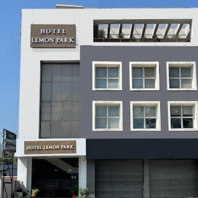 Haldwāni Hotel Lemon Park מראה חיצוני תמונה