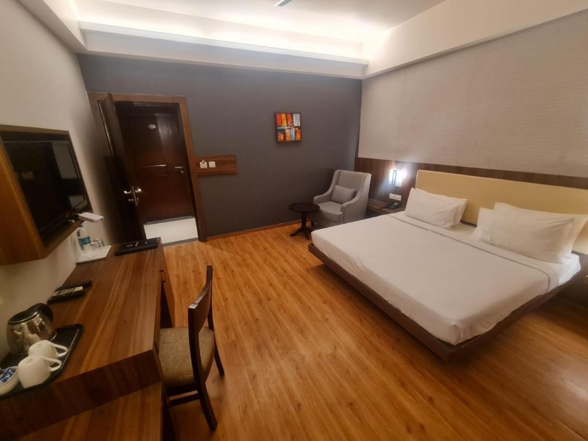 Haldwāni Hotel Lemon Park מראה חיצוני תמונה